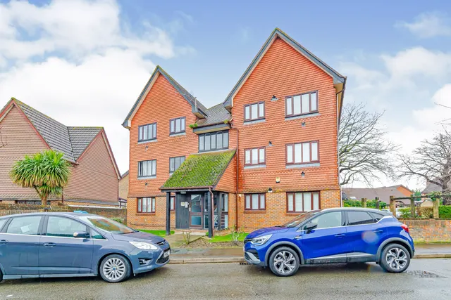 Marigold Way, Shirley Oaks Village, Croydon, CR0, photo 1