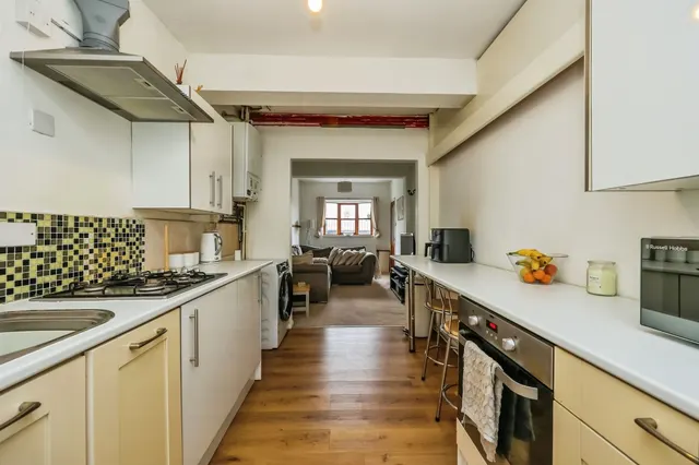 Charlotte Court, Eastwood, NG16, photo 3