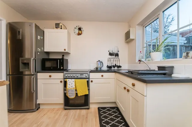 Cherry Tree Road, Axminster, EX13, photo 3
