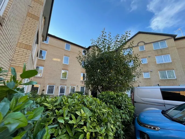 Grosvenor Crescent, Scarborough YO11 2LF, photo 1