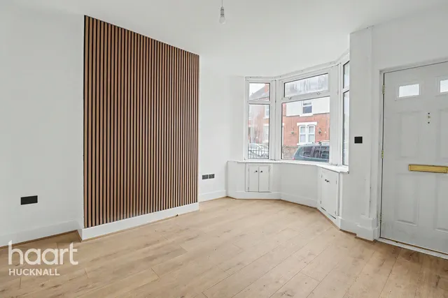 Montague Road, Nottingham, NG15, photo 2