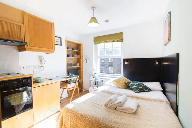 North Gower Street, Euston, NW1, photo 1