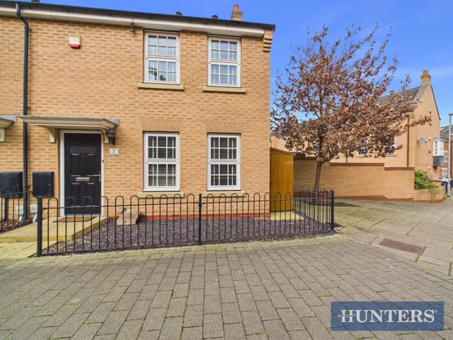 Dickinson Walk, Beverley, East Yorkshire, HU17 0FT, photo 1
