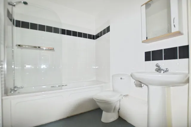 Lennard Road, London, CR0, photo 1