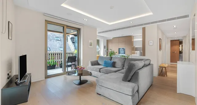 Pearson Square, Fitzrovia, W1T, photo 1