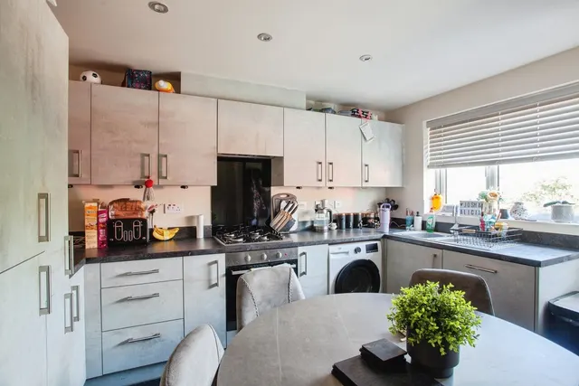 Photo 2 — Dove Lane, Woodlands, Doncaster, South Yorkshire, DN6