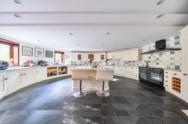 Badsell Road, Five Oak Green, TN12, photo 3