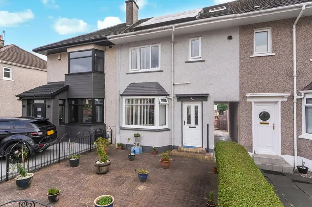 Willowdale Crescent, Garrowhill, G69, photo 1