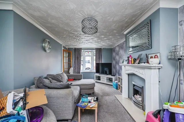 Whitegate Vale, Clifton, NG11, photo 3