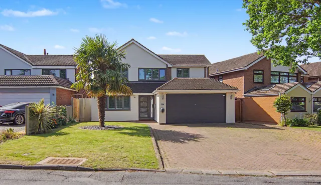 Needlers End Lane, Balsall Common, CV7, photo 1