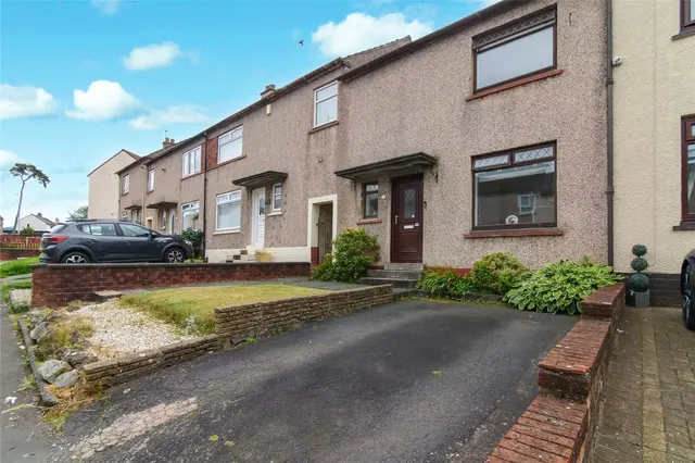 Photo 2 — Luce Avenue, Kilmarnock, East Ayrshire, KA1