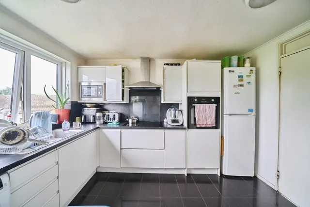 Photo 3 — Hatfield Road, London, E15