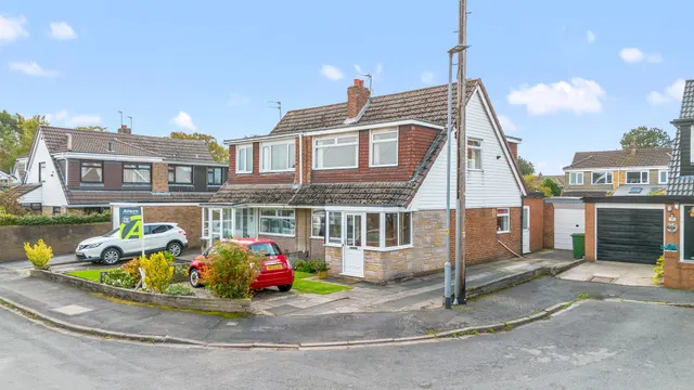 Rothay Drive, Penketh, Warrington, Warrington, WA5 2PG, photo 1