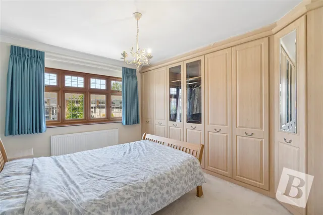 Tweed Way, Rise Park, RM1, photo 3