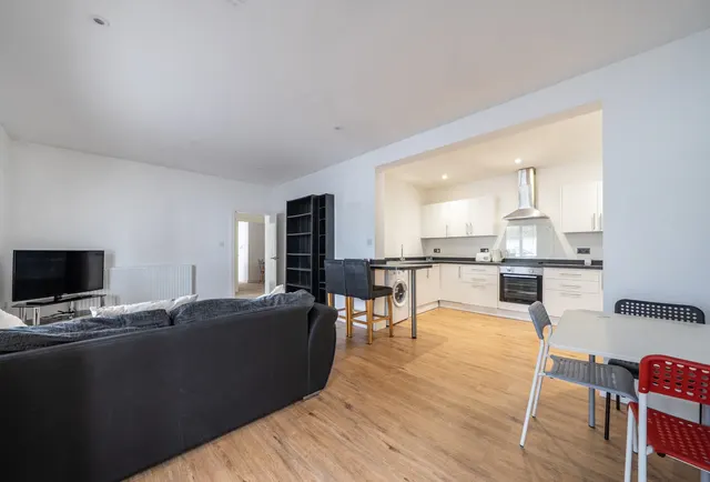 Photo 3 — North Street, South Gloucestershire, Downend, BS16 5SW