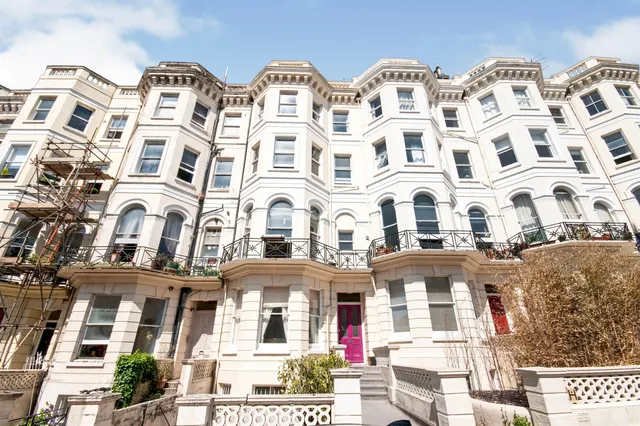 Cambridge Road, Hove, photo 1