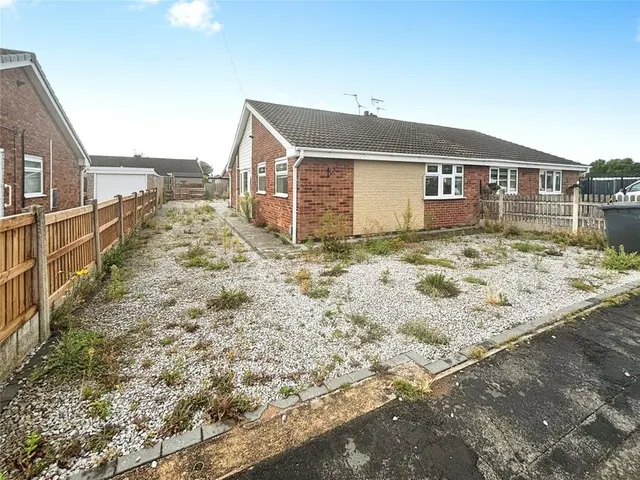 Ravenfield Road, Armthorpe, South Yorkshire, DN3, photo 1