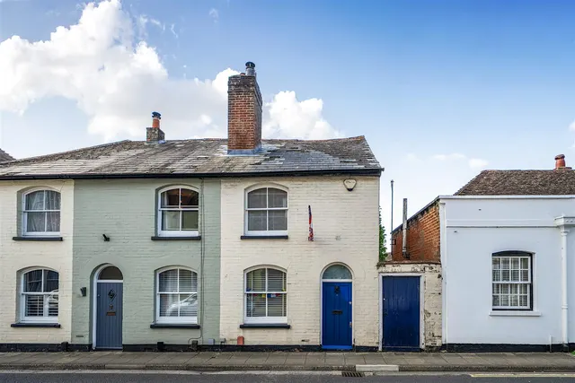 East Street, Titchfield Village, photo 1