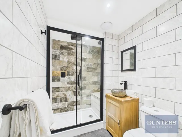 Southgate Street, GL1, photo 2