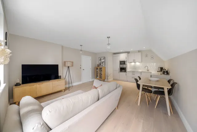 Photo 2 — 31-33 Fasset Road, Kingston upon Thames, Greater London, KT1 2FJ