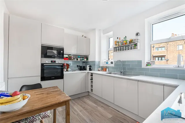 Warltersville Road, London, N19, photo 1