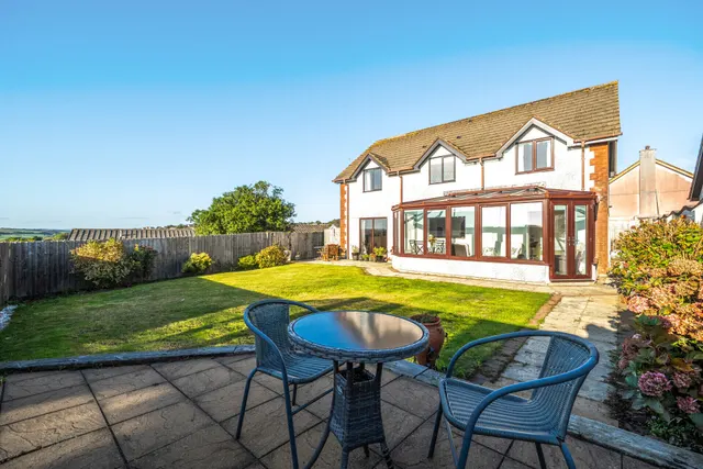 Elm Meadow Drive, Looe, PL13