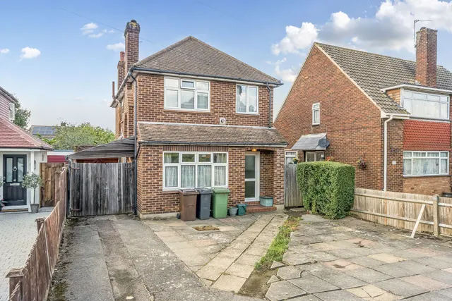 Ruxley Lane, Epsom, KT19, photo 1