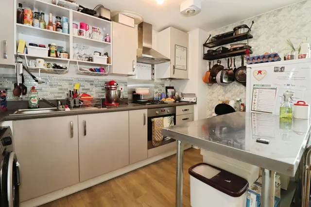 Photo 2 — Clark Drive, Yate, Bristol, BS37