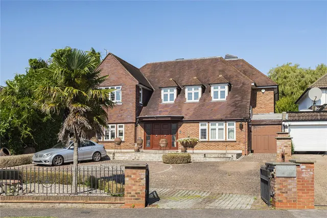 Greenbrook Avenue, Hadley Wood, EN4 0LS, photo 1