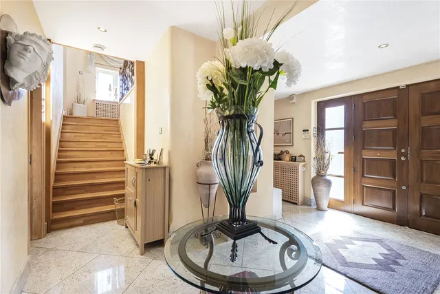 Photo 2 — Greenbrook Avenue, Hadley Wood, EN4 0LS