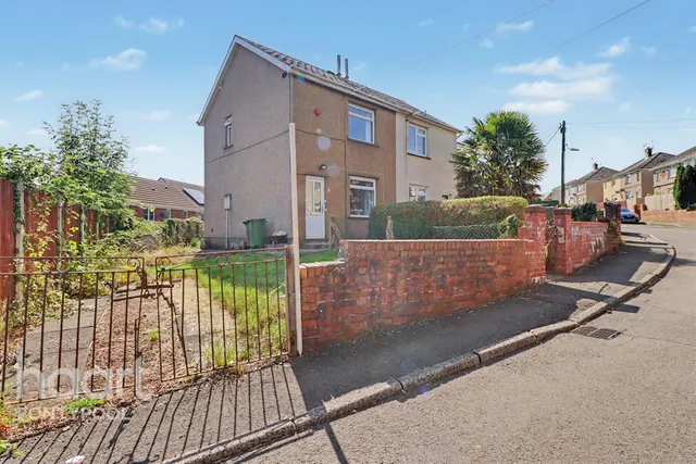 Prince Street, Pontypool, NP4, photo 1