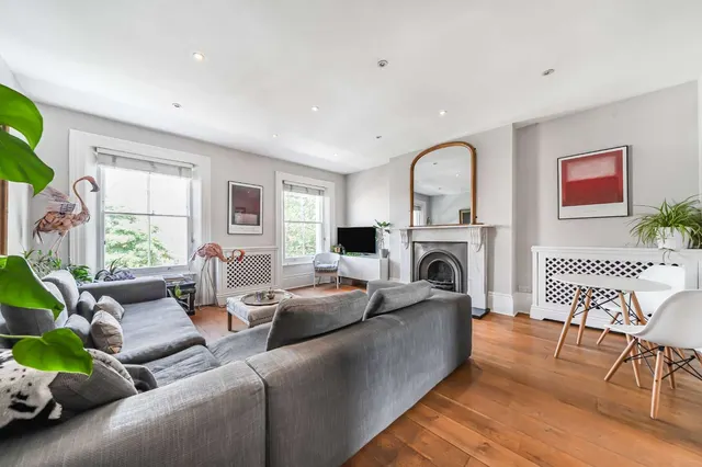 Photo 3 — Twickenham Road, Teddington, TW11 8AH