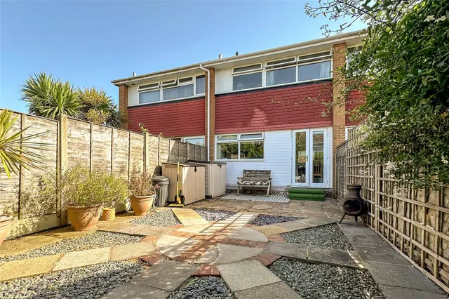 Rustington, Littlehampton, BN16, photo 2
