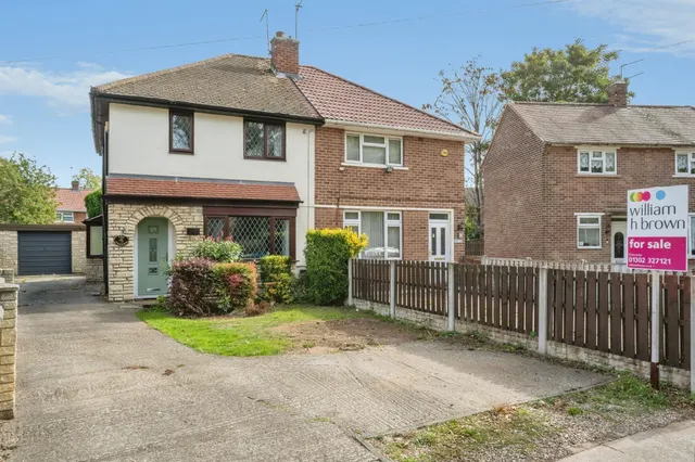 Ansten Crescent, Cantley, DN4, photo 1