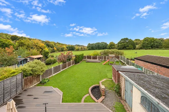 Troydale Grove, Pudsey, LS28, photo 1