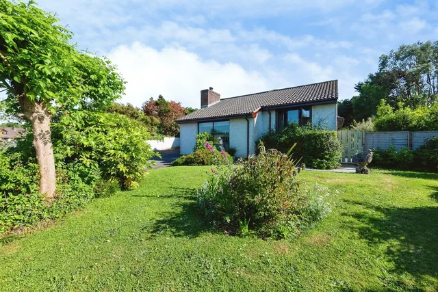 St. Matthews Hill, Wadebridge, PL27, photo 2