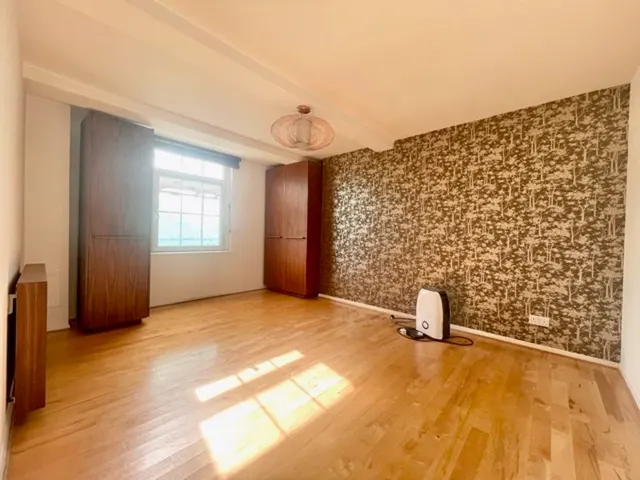 Photo 3 — Ainsley Street, London E2 0DL