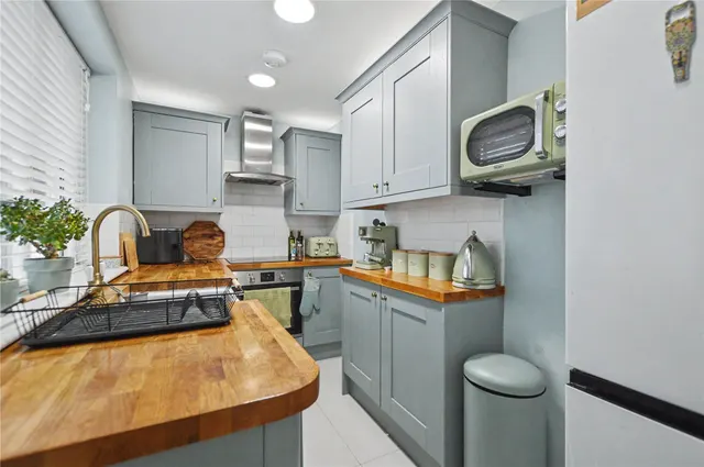 Lynwood Crescent, Woodlesford, LS26, photo 3