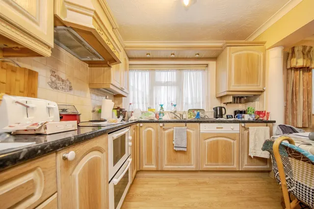 Woodrows Lane, Clacton-On-Sea, CO16, photo 2