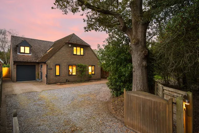 6 bedroom house, Briff Lane, Upper Bucklebury, RG7
