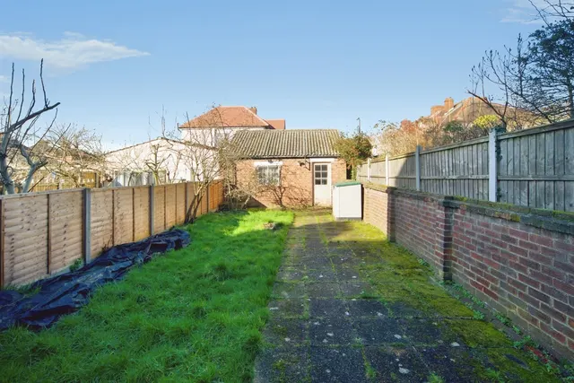 Photo 2 — Greenway Avenue, Walthamstow, London, E17