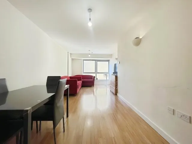 Headstone Road, Harrow, HA1, photo 2