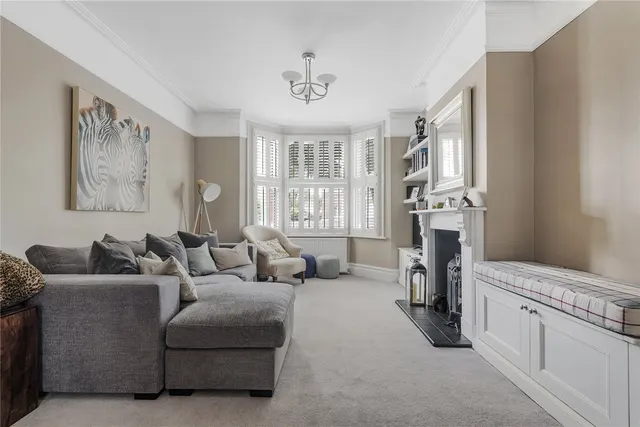 Photo 3 — Whitton Road, Twickenham, TW1 1BS