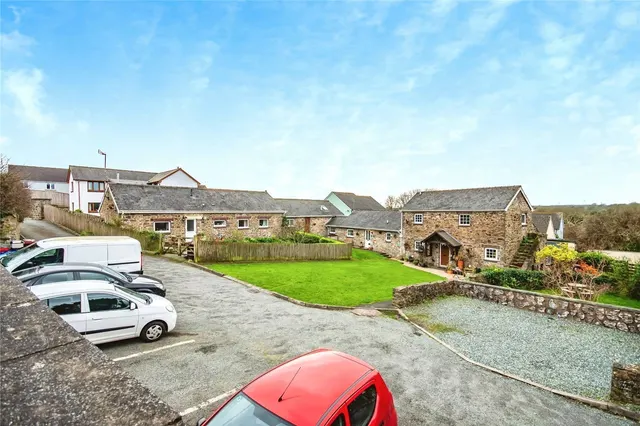 Honeyborough Road, Neyland, SA73, photo 2