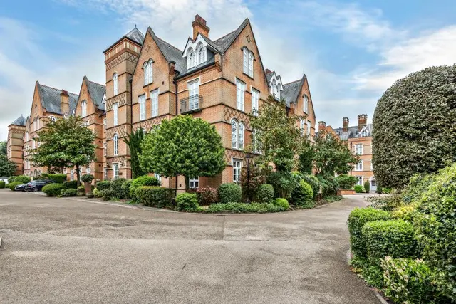 Virginia Water, GU25 4ST, photo 1