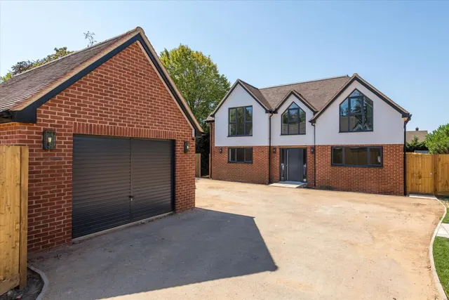 Witches Lane, Sevenoaks, TN13, photo 1