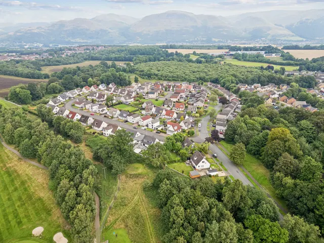Braehead, Alloa, FK10, photo 2