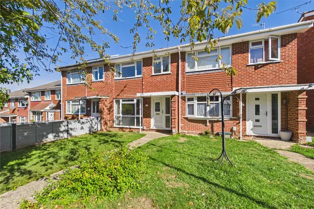 Elgar Close, Basingstoke, RG22, photo 1