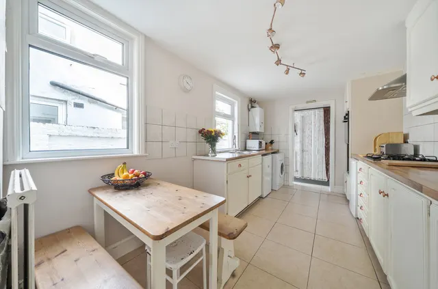 Seafield Terrace, Gosport, PO12, photo 3