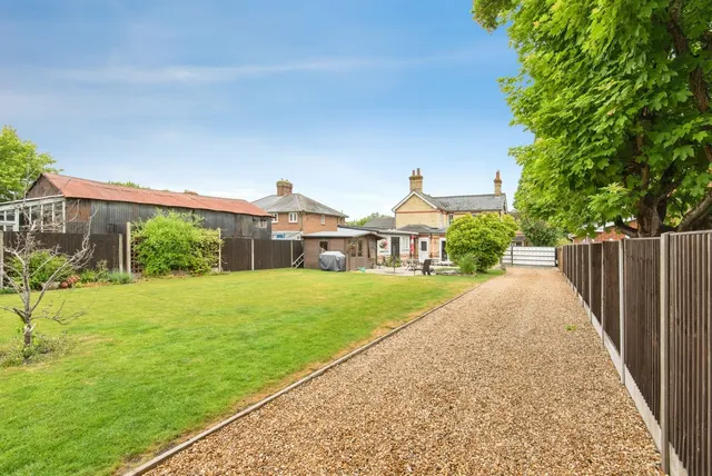 Photo 2 — Stotfold Road, Arlesey, Bedfordshire, SG15